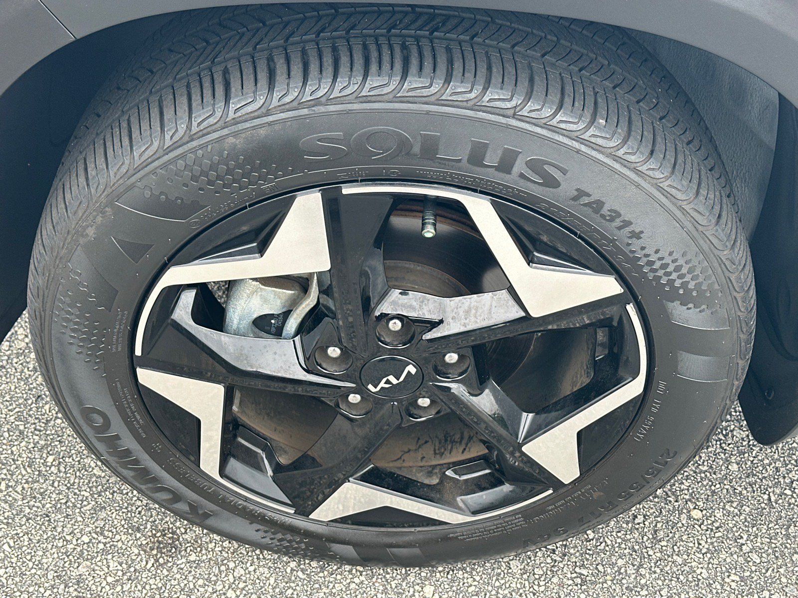 Certified 2025 Kia Seltos EX w/ EX Sunroof Package FWD image 7