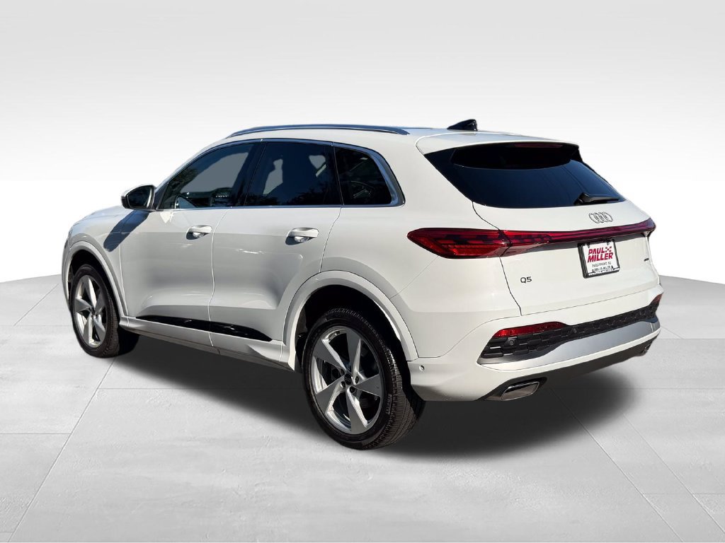 Used 2025 Audi Q5 Premium Plus w/ Premium Plus AWD/4WD image 5