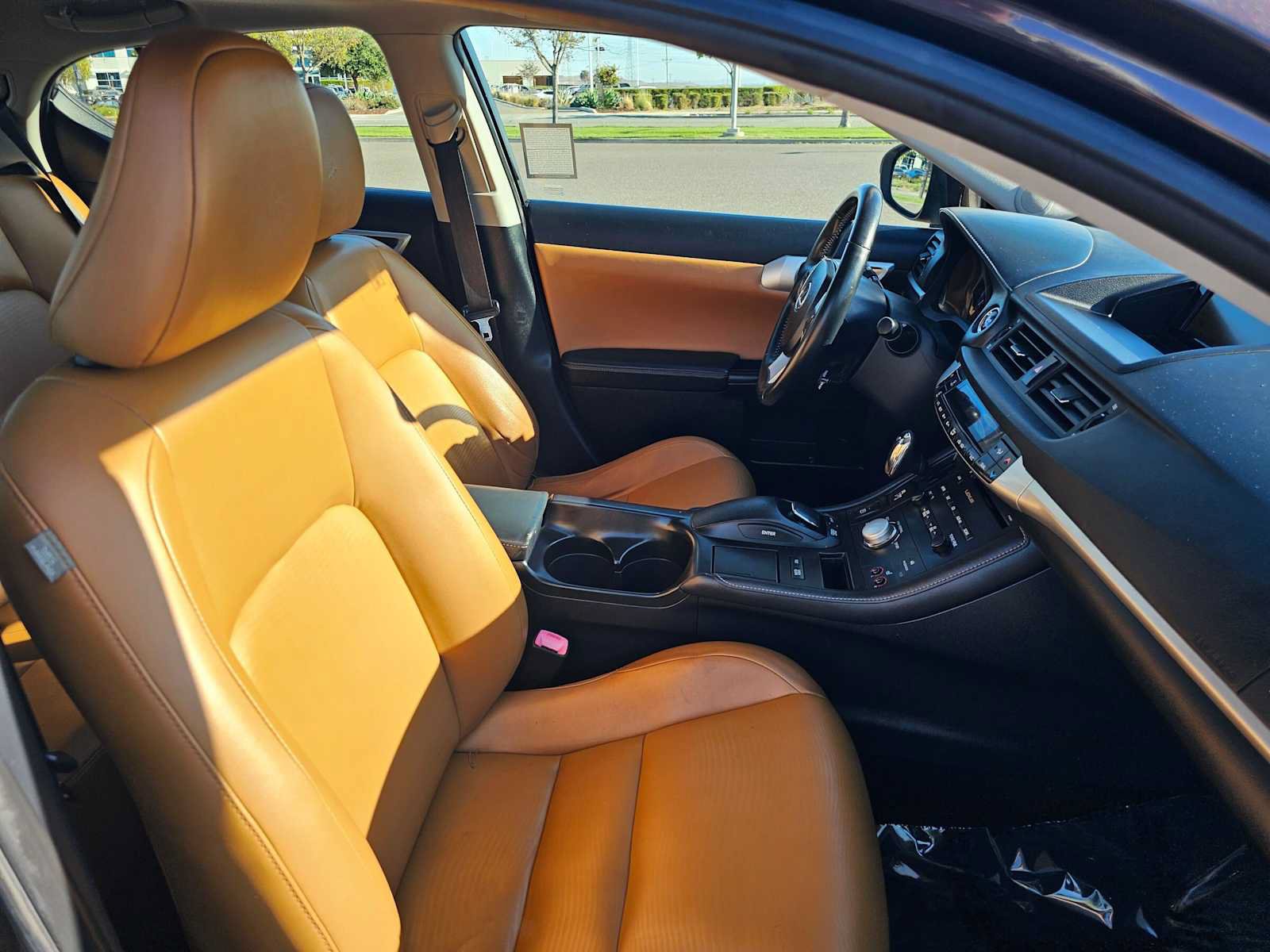 Used 2012 Lexus CT 200h Premium w/ Premium Audio Pkg FWD image 10