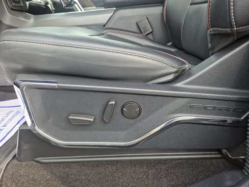 Used 2022 Ford F150 Lariat image 30