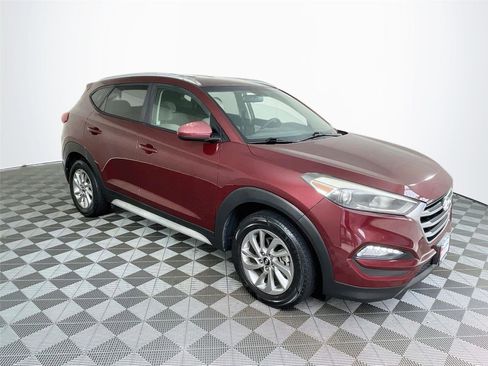 Used 2018 Hyundai Tucson SEL FWD image 1