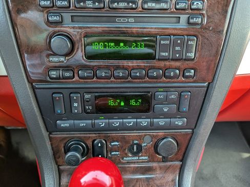 Used 2002 Ford Thunderbird RWD image 30