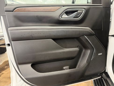 Used 2023 Chevrolet Tahoe High Country image 24
