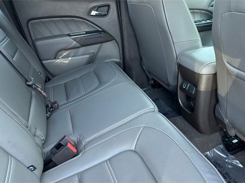 Used 2021 GMC Canyon Denali image 17