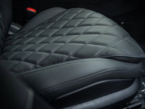 New 2026 Mercedes-Benz S 580 4MATIC Sedan image 34