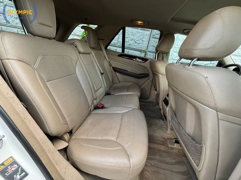 Used 2014 Mercedes-Benz ML 350 2WD w/ Premium 1 Package image 38