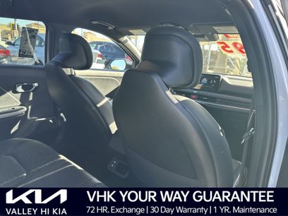 Certified 2025 Kia K4 GT-Line