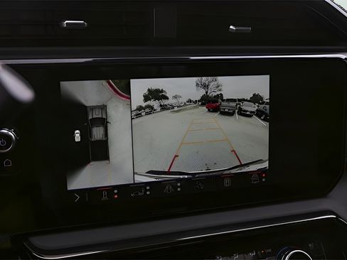 New 2025 GMC Sierra 2500 AT4 w/ AT4 Premium Plus Package image 31