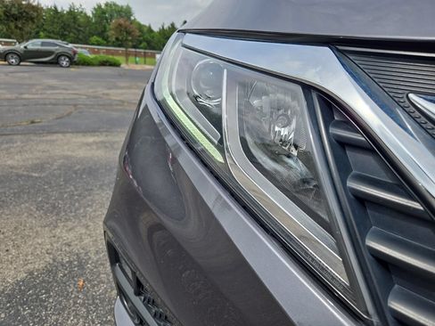 Used 2019 Honda Odyssey EX image 6