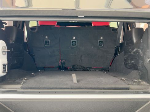 Used 2021 Jeep Wrangler Unlimited Sahara image 34