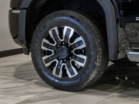 Used 2024 GMC Sierra 2500 Denali Ultimate AWD/4WD image 85