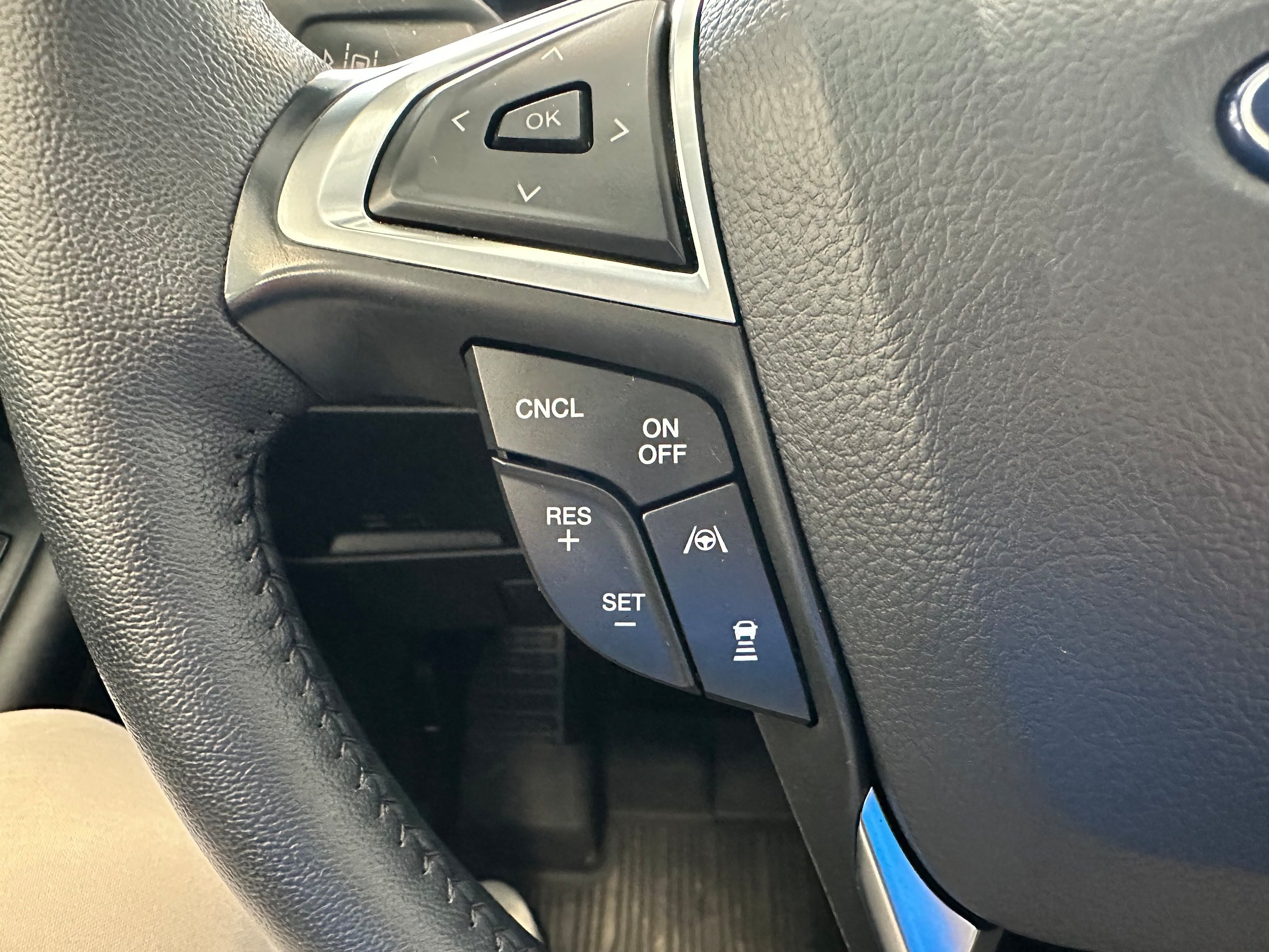 Used 2024 Ford Edge SEL w/ Convenience Package AWD/4WD image 23