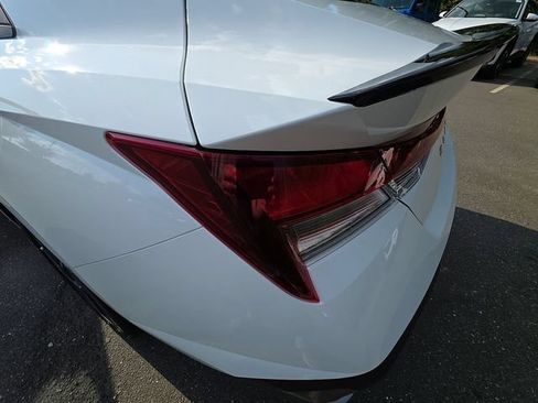 Used 2025 Hyundai Elantra Sport FWD image 44
