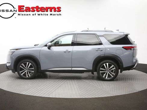 Used 2023 Nissan Pathfinder Platinum w/ Cargo Package AWD/4WD image 59