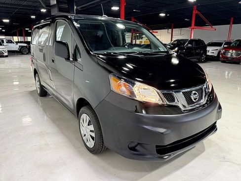 Used 2019 Nissan NV200 SV w/ Navigation Package image 8