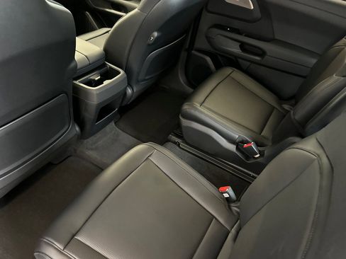 New 2027 Kia Telluride S image 8