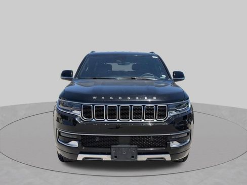 Used 2024 Jeep Wagoneer L Series III w/ Flexible Seating Group AWD/4WD image 18