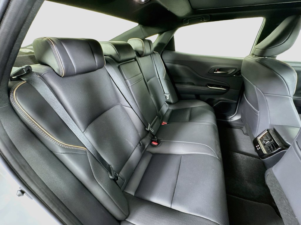 Used 2024 Toyota Crown AWD/4WD image 30