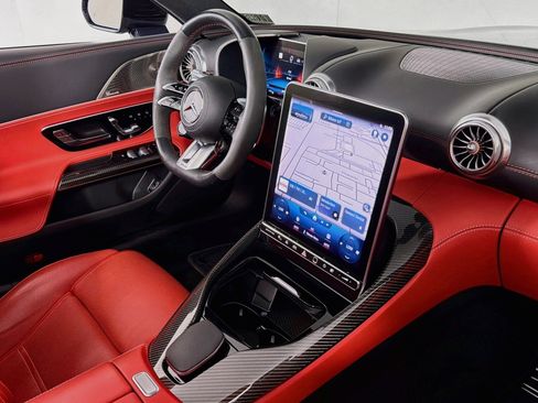 Certified 2022 Mercedes-Benz SL 63 AMG 4MATIC image 18