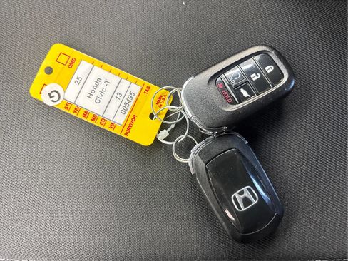 Used 2025 Honda Civic Sport image 38
