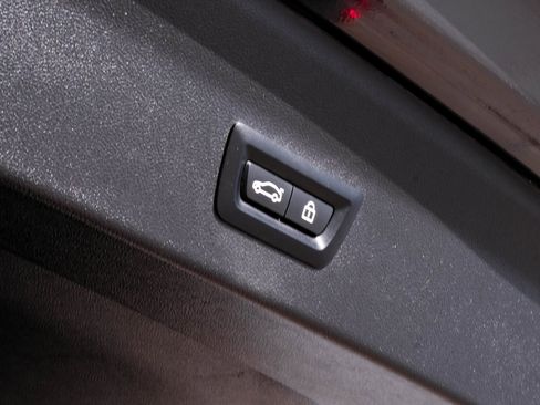 Used 2022 BMW X4 M w/ Competition Package image 61