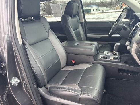 Used 2021 Toyota Tundra Limited w/ Limited Premium Package image 12
