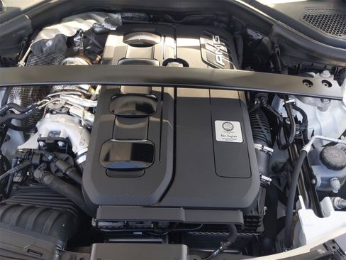 New 2025 Mercedes-Benz GLC 43 AMG 4MATIC image 11