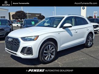 Used 2023 Audi Q5 2.0T Premium w/ Convenience Package AWD/4WD video 1