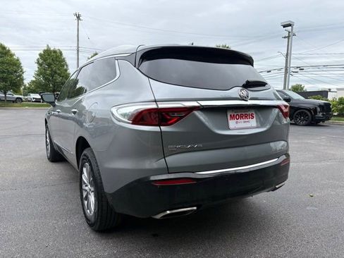 Used 2023 Buick Enclave Essence AWD/4WD image 3