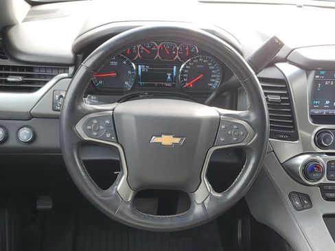 Used 2019 Chevrolet Tahoe LT w/ Luxury Package image 13