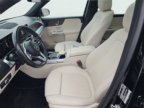 Used 2022 Mercedes-Benz GLB 250 4MATIC image 35