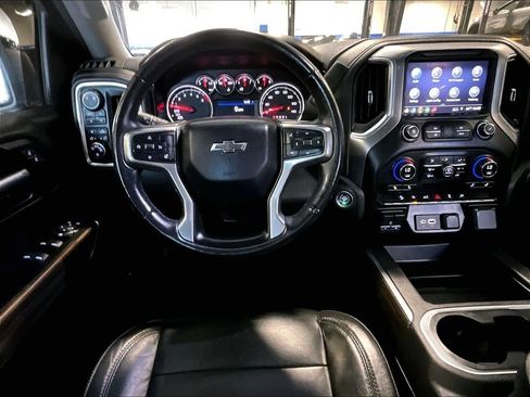 Used 2019 Chevrolet Silverado 1500 RST AWD/4WD image 17