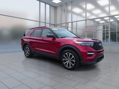 Used 2020 Ford Explorer ST w/ Premium Technology Package AWD/4WD image 2