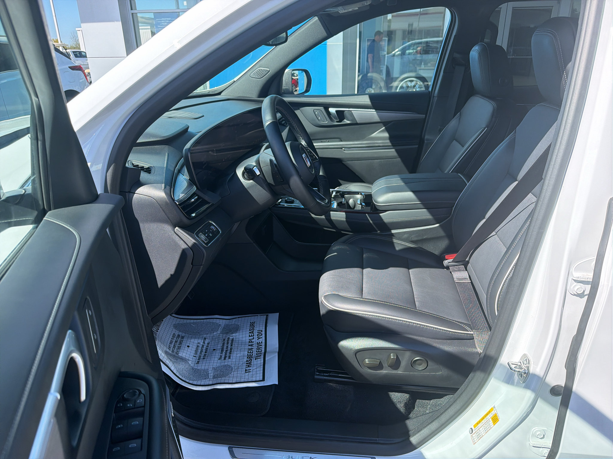 Used 2026 Buick Enclave Preferred AWD/4WD image 9