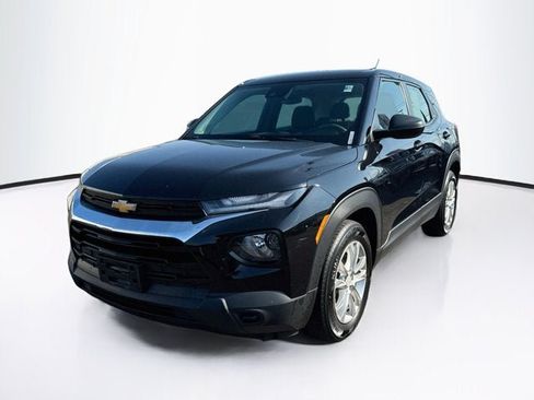 Used 2021 Chevrolet TrailBlazer LS FWD image 1