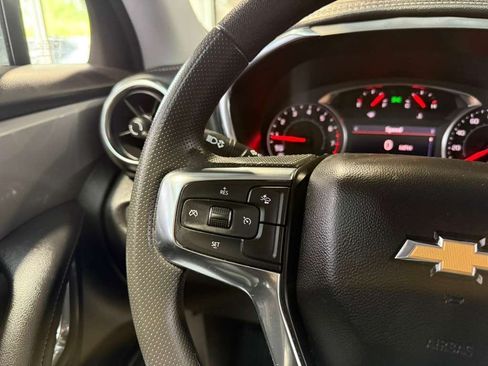 Used 2025 Chevrolet Blazer LT AWD/4WD image 13