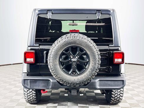 Used 2021 Jeep Wrangler Sport image 6