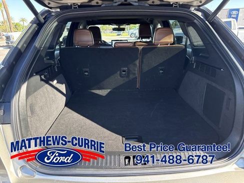 Used 2023 Lincoln Nautilus Reserve FWD image 13
