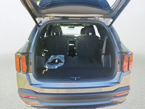 Certified 2026 Kia Sorento SX Prestige AWD/4WD image 31