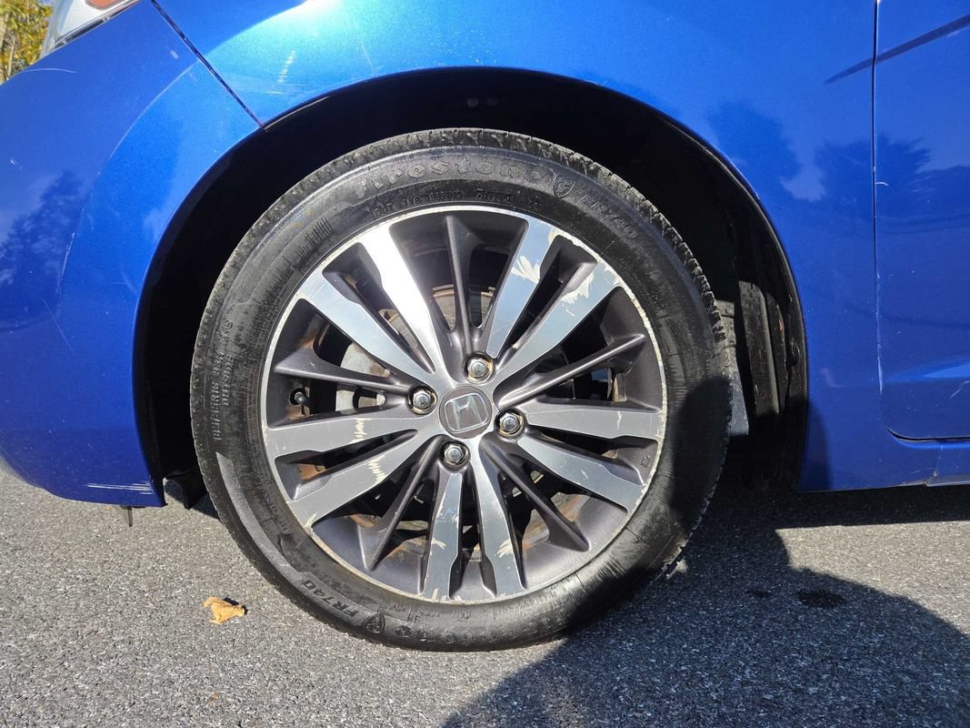 Used 2015 Honda Fit EX image 28