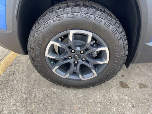 New 2026 Chevrolet Equinox ACTIV AWD/4WD image 5