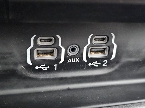 Used 2023 RAM 1500 Big Horn AWD/4WD image 15