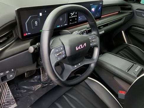 Used 2024 Kia EV9 GT-Line AWD/4WD image 51