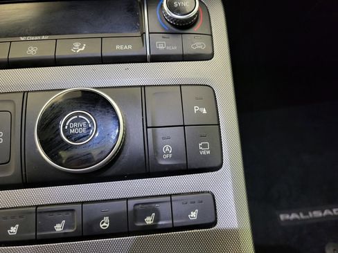 Used 2020 Hyundai Palisade Limited image 14