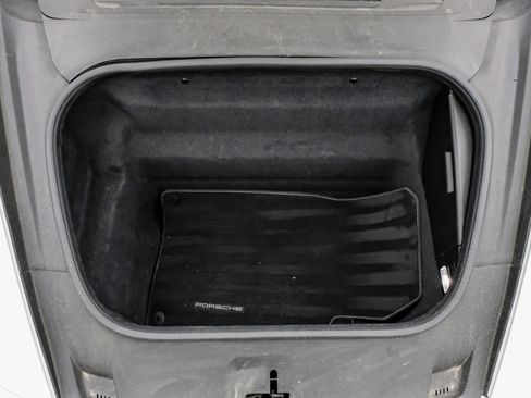 Used 2020 Porsche 911 Carrera 4S w/ Sport Package image 47