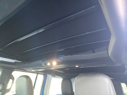 Used 2025 Jeep Wrangler Unlimited Rubicon 392 image 12