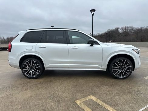 New 2026 Volvo XC90 B6 Ultra w/ Lounge Package image 8