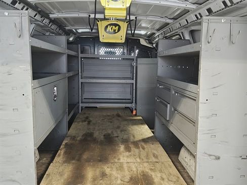 Used 2020 GMC Savana 2500 w/ Driver Convenience Package image 14