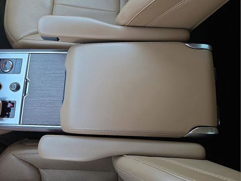 Used 2023 Land Rover Range Rover SE AWD/4WD image 16