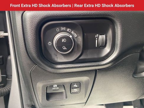 Used 2020 RAM 1500 Big Horn AWD/4WD image 13